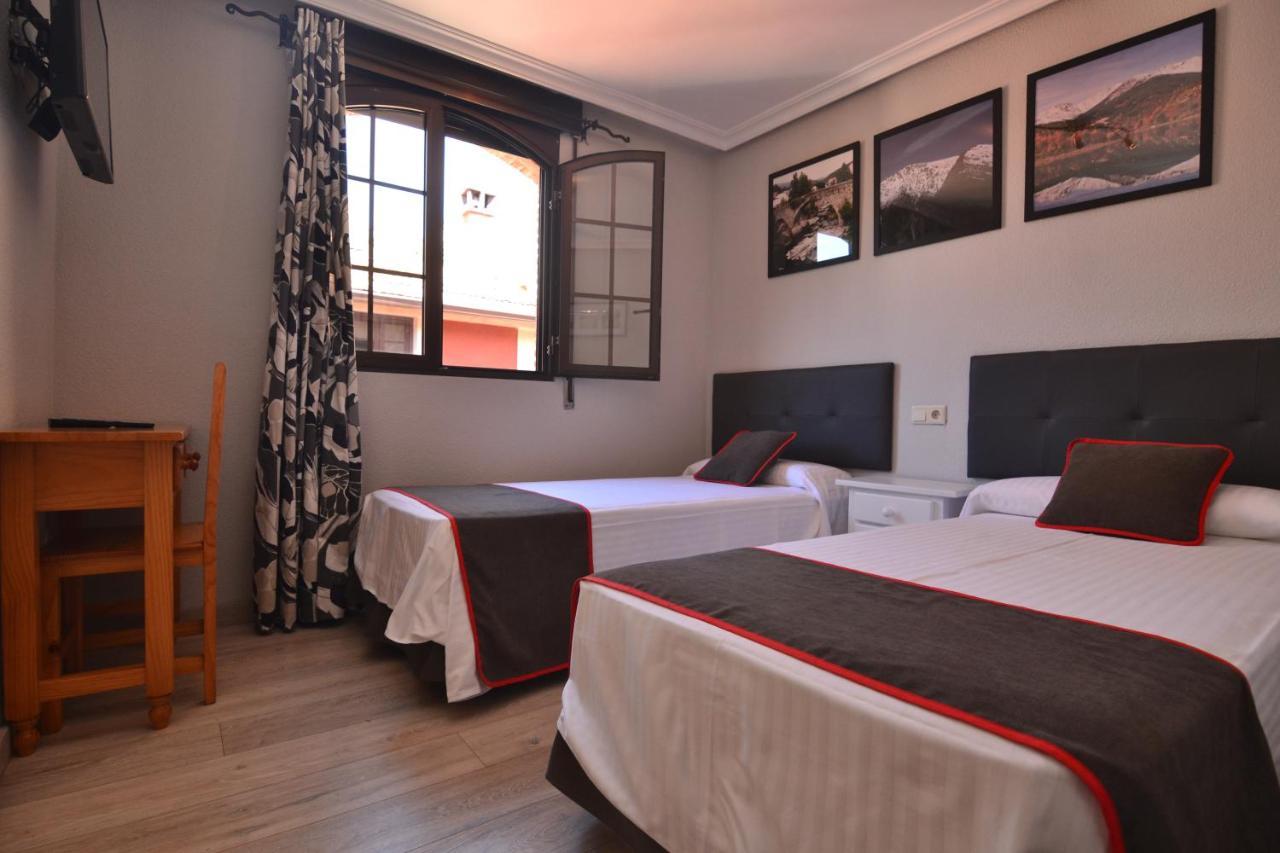 El Bodegon De Gredos Hotel